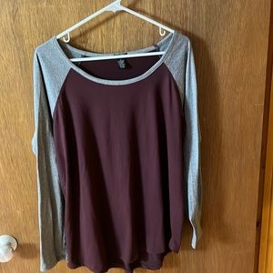 Women’s XL Rue 21 Long-sleeve T-shirt